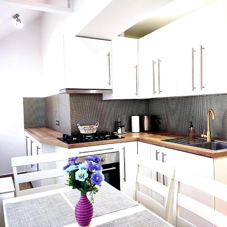 Sun Apartment Center City Chisinau Ngoại thất bức ảnh
