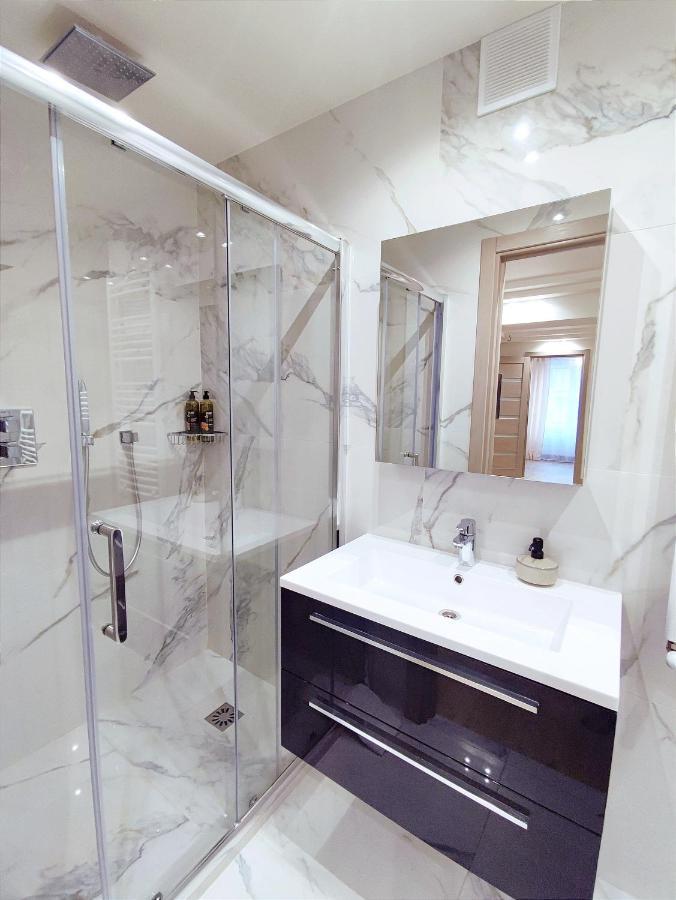 Sun Apartment Center City Chisinau Ngoại thất bức ảnh