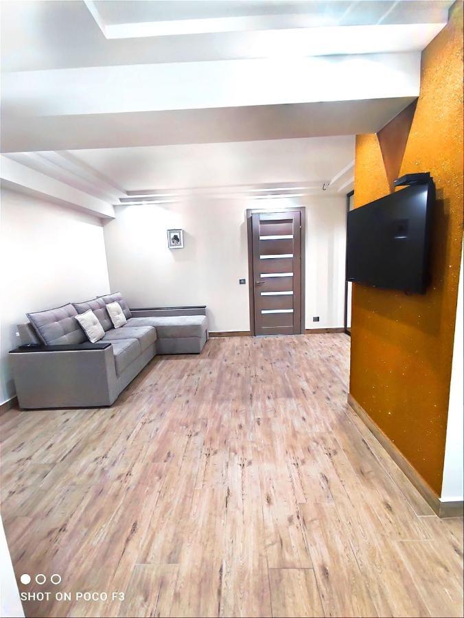 Sun Apartment Center City Chisinau Ngoại thất bức ảnh